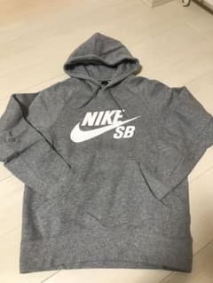 【値下げ】NIKE SB パーカー　グレーのサムネイル