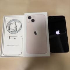 Apple iPhone 13 ピンク 本体のサムネイル