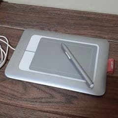 Wacom Bamboo CTH-461のサムネイル