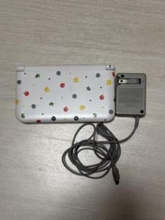 ニンテンドー3DS LL とびだせ どうぶつの森 本体のサムネイル