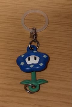 スーパーマリオ アイスフラワー キーホルダーのサムネイル