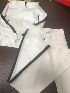 シホ様専用★ レディ セットアップ ホワイトのサムネイル