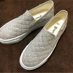 ヒールスニーカーのサムネイル