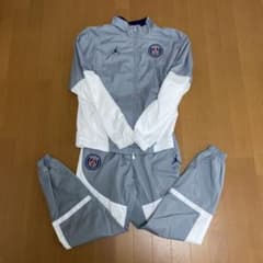 パリ・サンジェルマン×ジョーダン ナイロンセットアップS - メルカリ