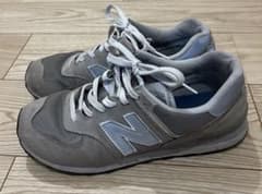 New Balance 990 グレー スニーカーのサムネイル