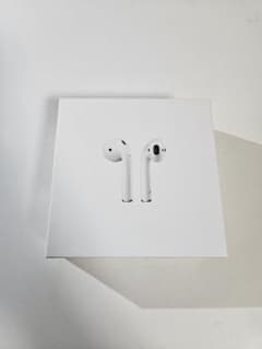 AirPods（第1世代） 充電ケース付きのサムネイル