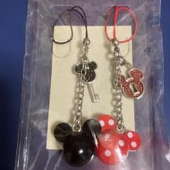 Disney Store ミッキー＆ミニー ストラップ 2個セット - メルカリ