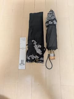 【未使用】LANCETTI 折りたたみ傘 晴雨兼用 黒 刺繍のサムネイル