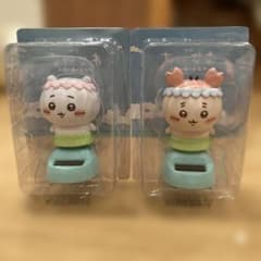 の*の様 ちいかわ＆古本屋（カニちゃん）ゆらゆらソーラー　 映画ちいかわ　人魚ののサムネイル
