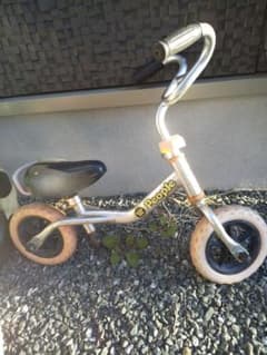 足こぎ自転車のサムネイル