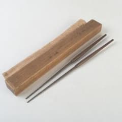 茶道具　鉄製　桒柄　桑柄火箸　書付共箱　C　A143 茶道具 鉄製 桒柄 桑柄火箸 書付共箱 C A143 - メルカリ