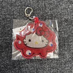 ハローキティ ミャクミャク　キラキラレザーキーホルダーのサムネイル