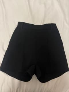 タックショートパンツ ブラック 黒 フリーサイズのサムネイル