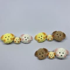 犬と子犬のヘアクリップのサムネイル