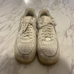 NIKE AIR FORCE 1 ホワイト スニーカーのサムネイル