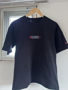 GU NARUTO 352793 うちは サスケ Tシャツ黒のサムネイル