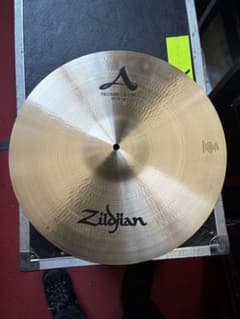 【未使用品】A ZILDJIAN MEDIUM CRASH 18"のサムネイル