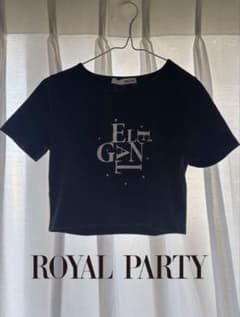 ROYAL PARTY（ロイヤルパーティー）　パールビジューロゴプリントTシャツのサムネイル