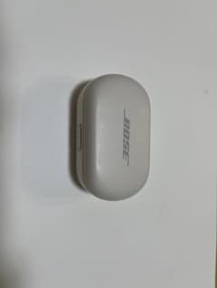 BOSE QUIETCOMFORT EARBUDS  充電ケースのサムネイル
