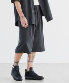 LIDNM MELANGE WOOL WIDE SHIRT SHORTSのサムネイル
