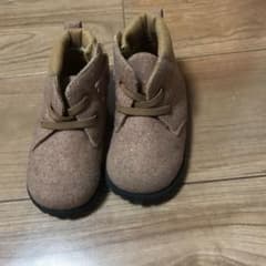 子供靴のサムネイル