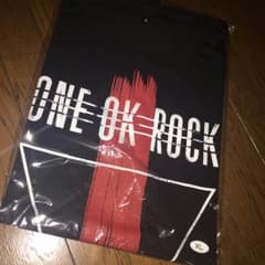 入手困難  ONE OK ROCK Tシャツのサムネイル