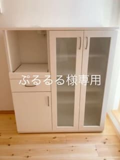 ニトリの食器棚のサムネイル