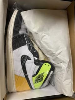 AIR JORDAN1 HIGH OG VOLT GOLDのサムネイル