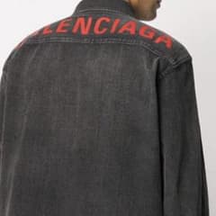 BALENCIAGA ロゴ　刺繍デニムシャツのサムネイル