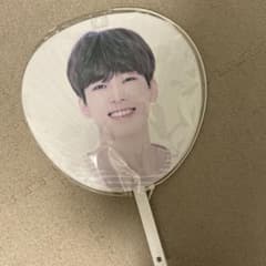 SEVENTEEN CARAT LAND 2023 ケレン ウォヌ うちわ SEVENTEEN ケレン ウォヌ carat land うちわ 2023 - メルカリ