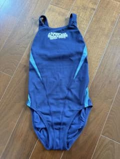 セントラルスポーツ　水着 130のサムネイル