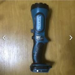 マキタ フラッシュライト 新品 未使用のサムネイル