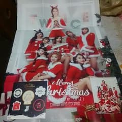 値下げ！！Twice クリスマスバージョンのサムネイル