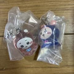 Thumbnail of ちいかわ　めじるしアクセサリー3　古本屋　ちいかわ　2種セット