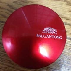 新品ファンデーションのサムネイル