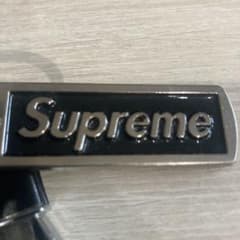 Supreme ロゴ入りキーホルダーのサムネイル