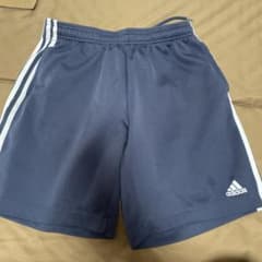 adidas ネイビー ショートパンツのサムネイル