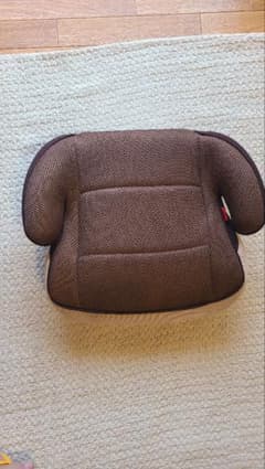 ジュニアシート ブースターシート ブラウンのサムネイル