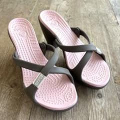 廃盤＊美品】 クロックス サイプラス ヒールサンダル W7 ブラウン