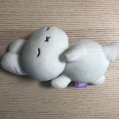ミッフィーぬいぐるみのサムネイル