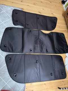 ハイエースワイド リア シェードのサムネイル
