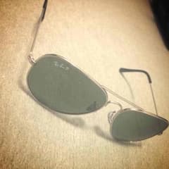 rayban アビエーターミラー シルバー サングラス 偏光レンズシリーズのサムネイル