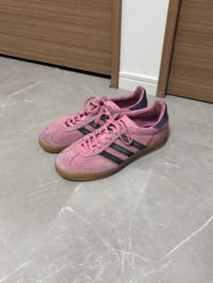 adidas GAZELLE ピンク スエード スニーカーのサムネイル