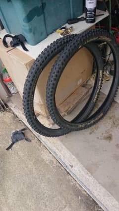 27.5インチ×2.35 SCHWALBE マジックマリー 2本セット MTBのサムネイル