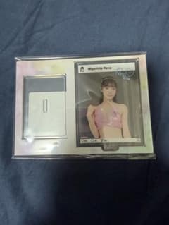宮下玲奈　アクリルスタンドのサムネイル