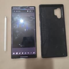 Galaxy note 10 ＋ プラス 画面にヒビありのサムネイル