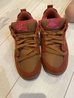 NIKE DUNK LOW DISRUPT 2 ブラウン ピンクのサムネイル