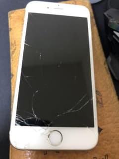 iPhone 6 Gold 16 GBのサムネイル