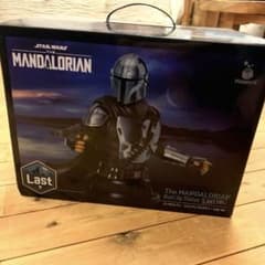 新品　STAR WARS スターウォーズ　マンダロリアン　バストアップスタチューのサムネイル