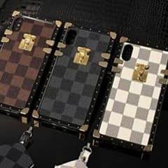 iPhoneカバーのサムネイル